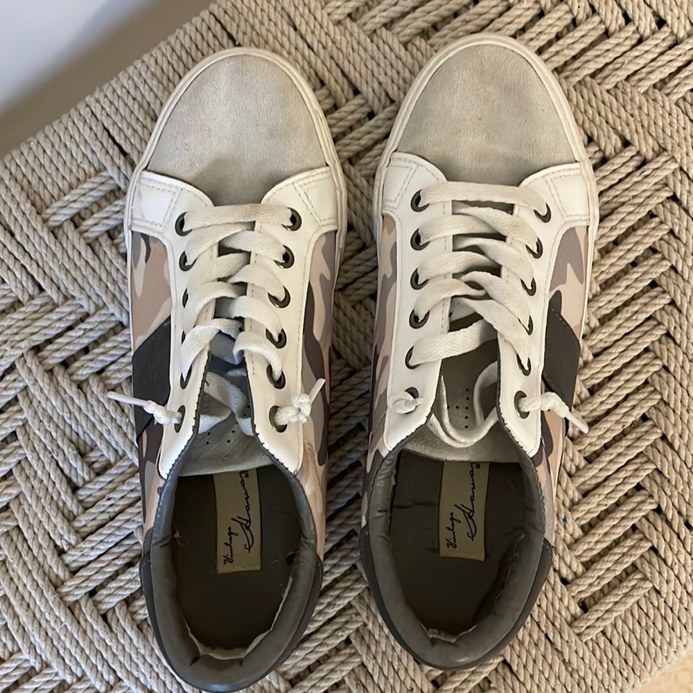 Vintage Havana sneakers